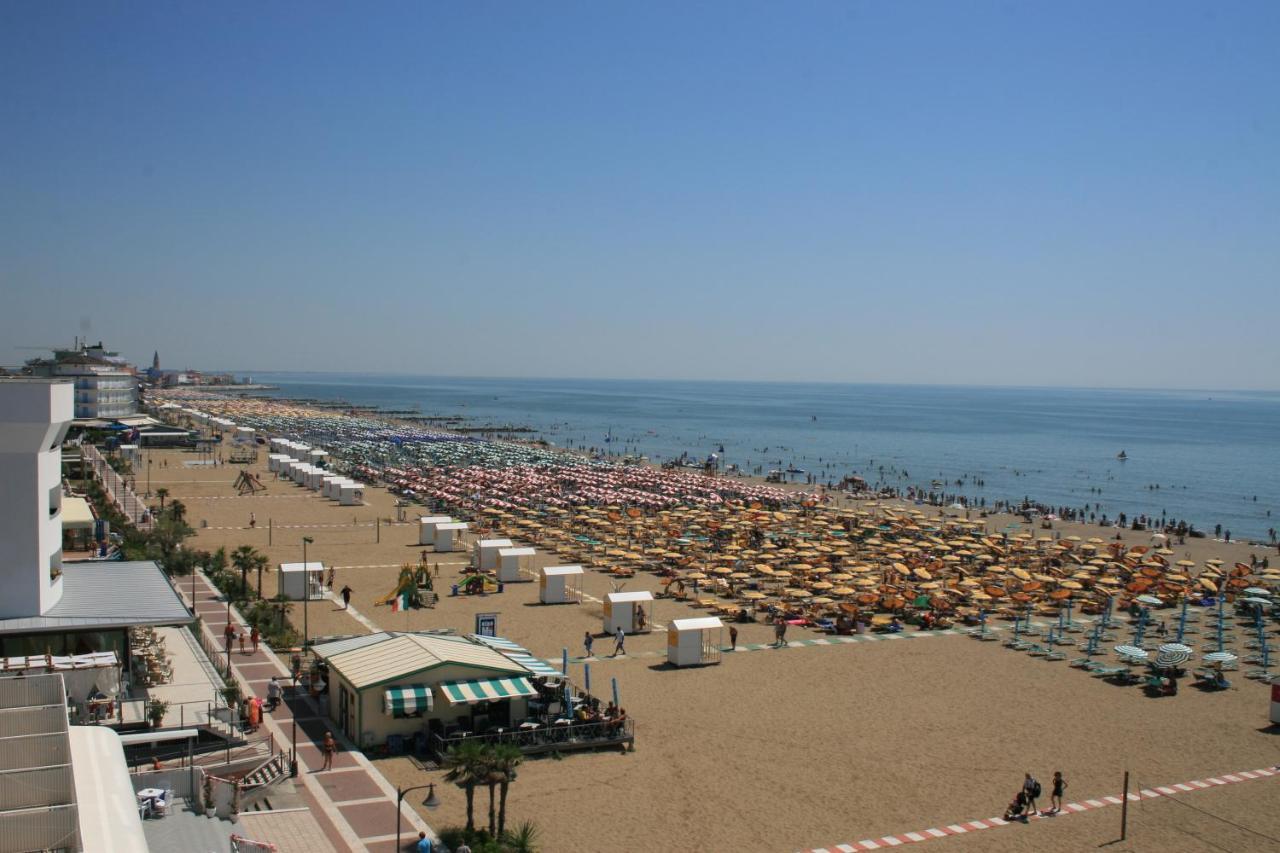 Апартаменты Duca Degli Abruzzi Каорле Экстерьер фото